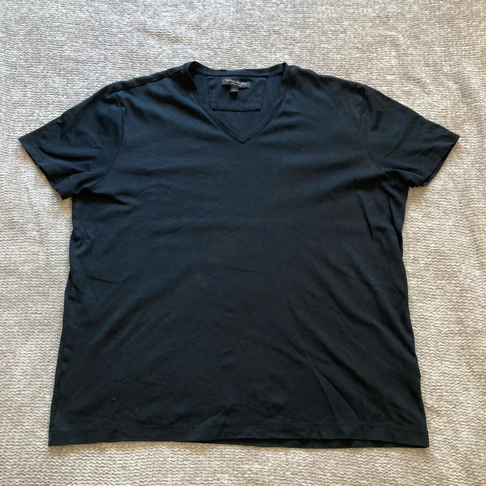 Banana Republic Luxury Touch Black Cotton V-Neck‎ T-Shirt Tee XL